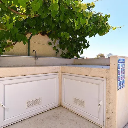 Apartment Fuer 4 Personen Ca 42 Qm In Fazana-surida, Istrien Istrische Riviera *